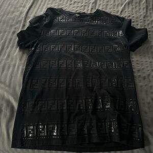 FENDI  Roma Italy T Shirt Logo Short Sleeve Men Size xl but fits like medium